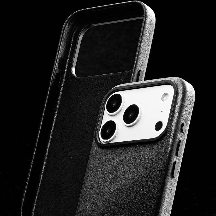 Signature Leather Magsafe Case - Iphone 17 Pro (Royal Black)